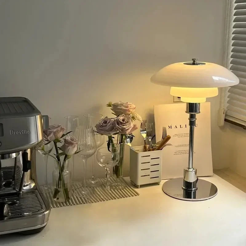 Nordic Glass Table Lamp – Minimalist LED Lys for Hjem | Skanto