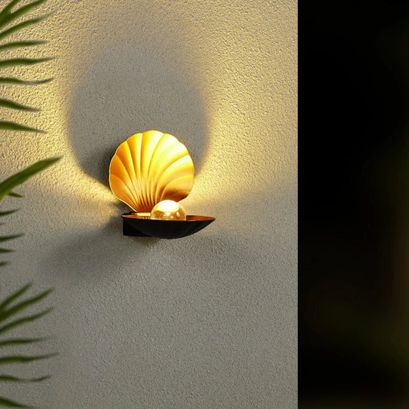 Skanto | Værbestandig vegglampe for utendørs bruk