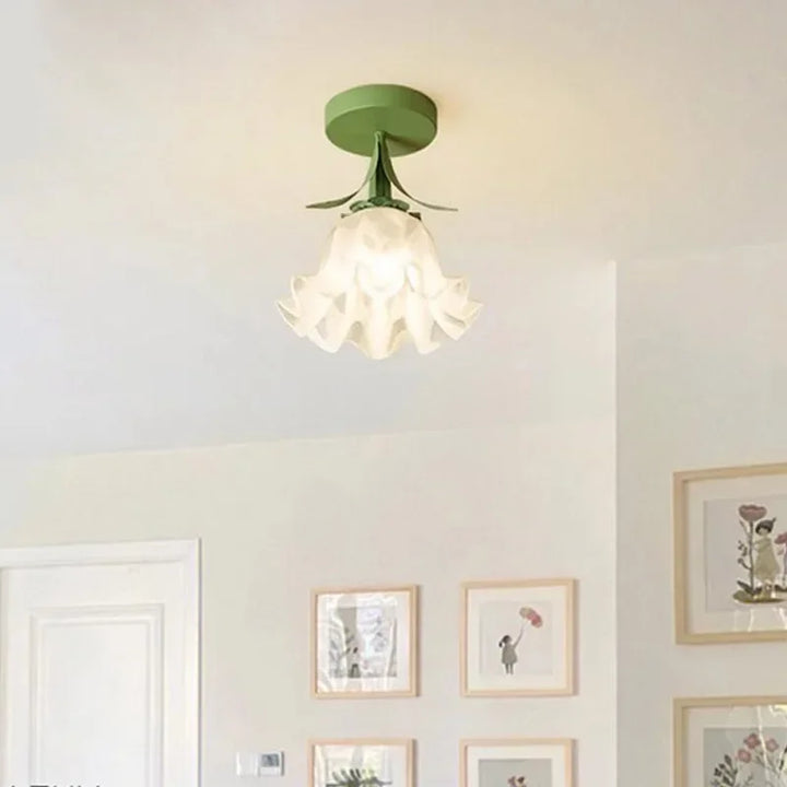 Skanto | Moderne taklampe med elegant design