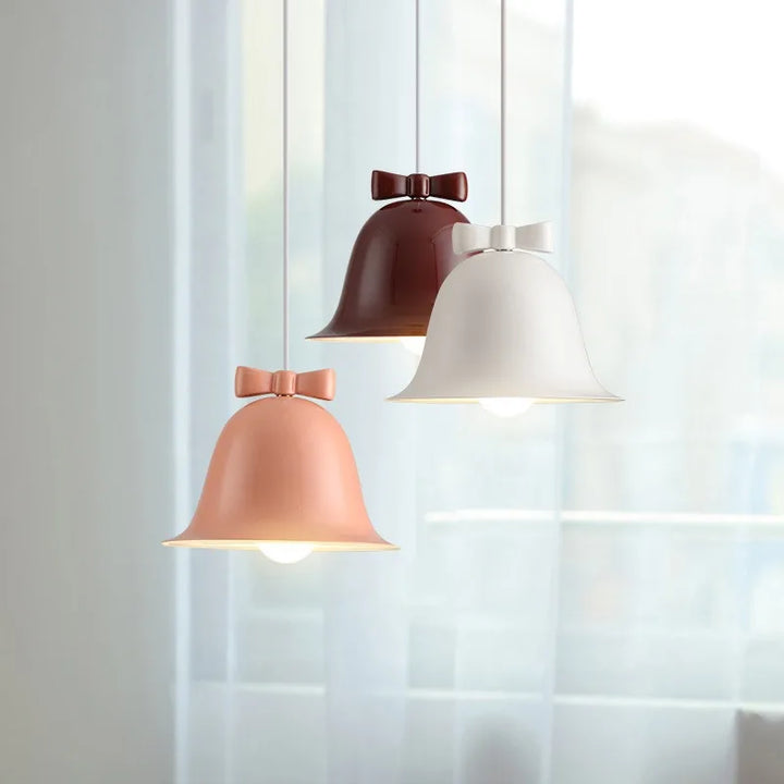 Skanto | Moderne Bueformet Pendellampe for Stilfulle Oppholdsrom