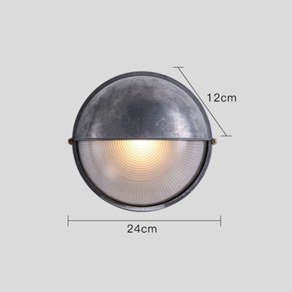 Elegant vanntett utendørs vegglampe | Skanto
