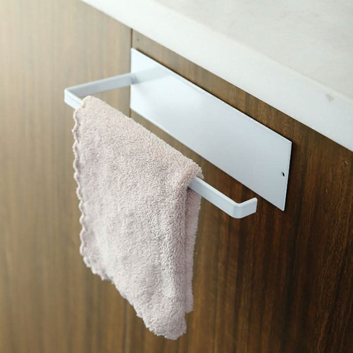 Skanto | Robust papirhåndkleholder med jernkonstruksjon, enkel å installere