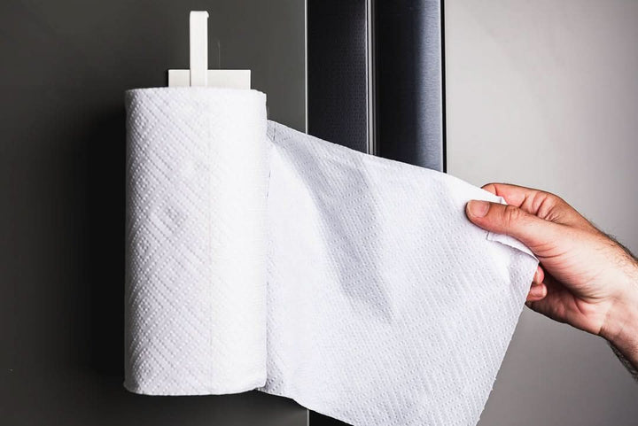 Skanto | Robust papirhåndkleholder med jernkonstruksjon, enkel å installere