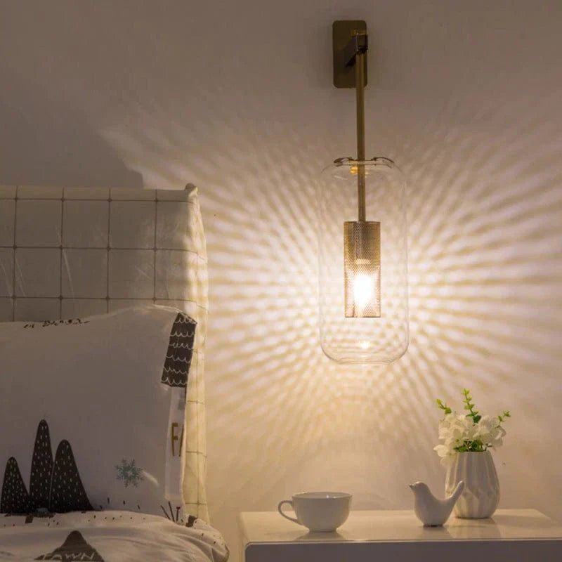 Neith Glass Vegglampe | Skanto