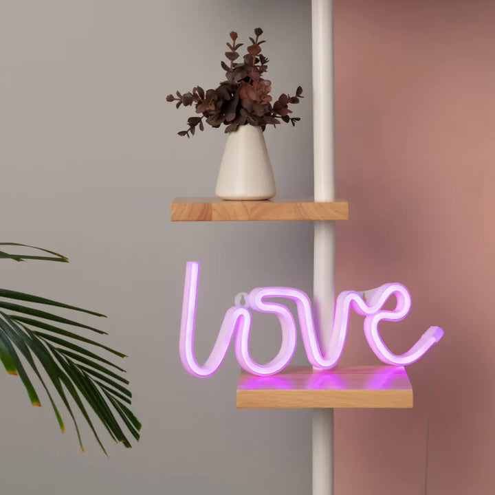 LoveGlow Neon Bokstaver - Romantisk Belysning for Ditt Interiør Skanto