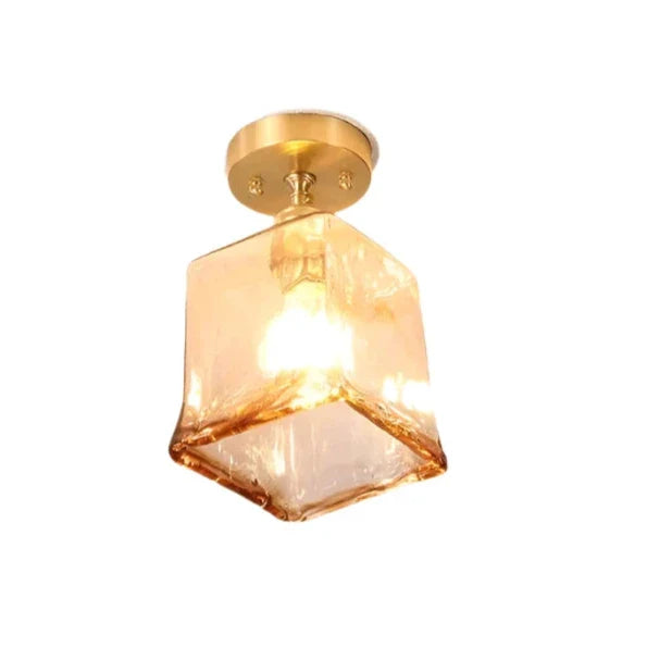 Nordisk taklampe med kreativt glasskopp design – Moderne design for gang og stue | Skanto