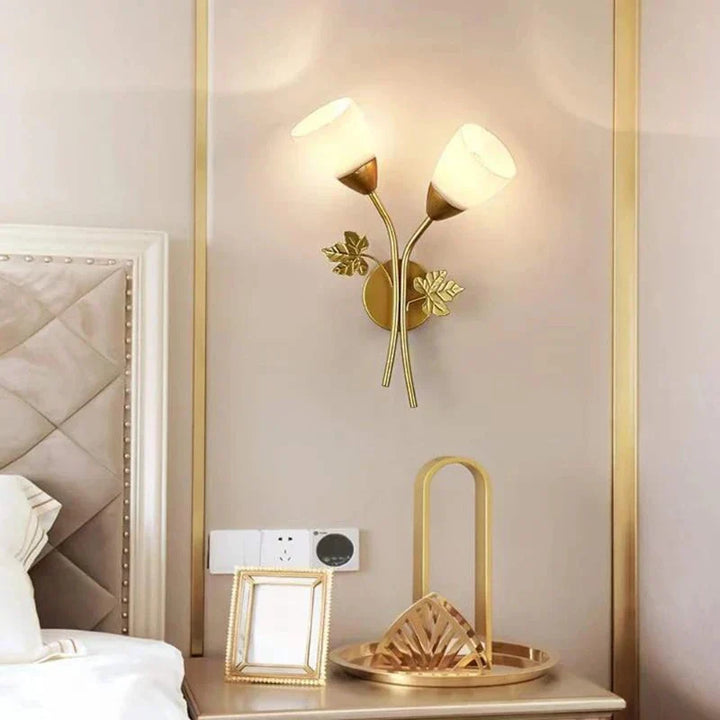 Krav vegglampe i vintage-stil med bladmotiv – LED-lampe for gang og stue | Skanto
