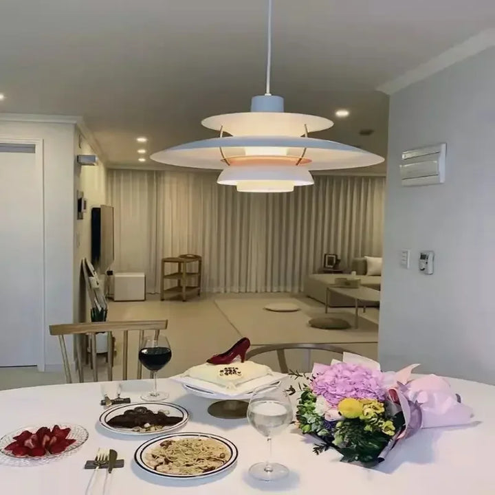 Skanto | Designer flerfarget belysning i form av en kule