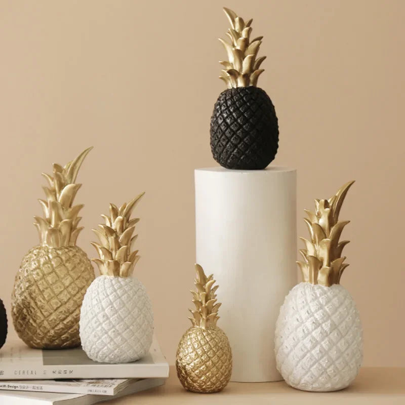 Gylden Ananas Dekorasjon, Eksklusiv Hjem Accent for Moderne Interiørdesign | Skanto