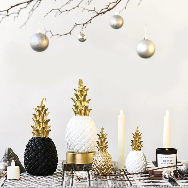 Gylden Ananas Dekorasjon, Eksklusiv Hjem Accent for Moderne Interiørdesign | Skanto