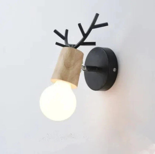 Moderne Gevir Vegglampe – Tre og Metall LED Lys for Barnerom & Stue | Skanto