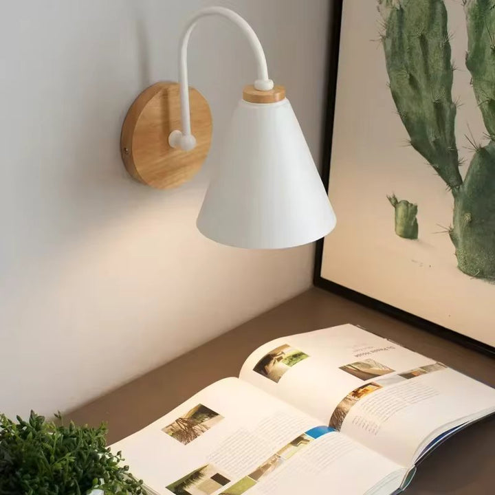 LumièreAspen – Luksus Vegglampe for Moderne Interiør Skanto