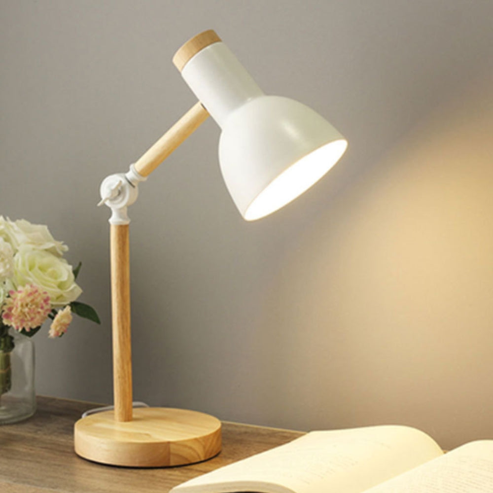 Skanto | Nordic Iron Wood LED Bord Lampe