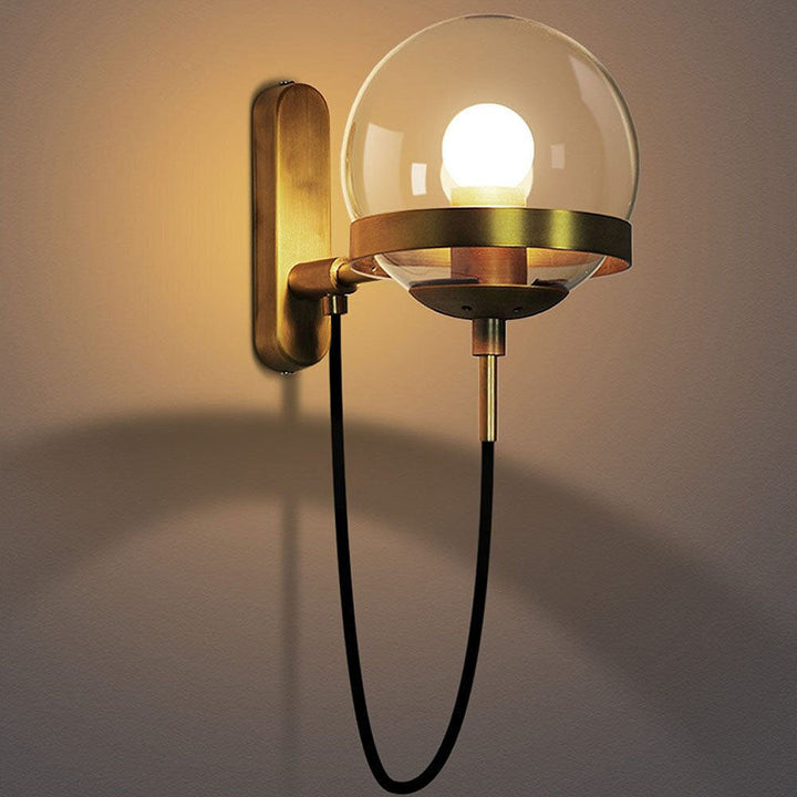 Unik Glass Ball Vegglampe | Skanto