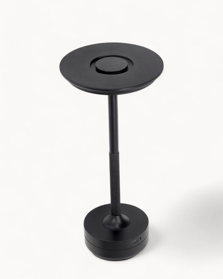 Skanto | NordicaLight Luxe Trådløs Bordlampe for Elegant Belysning