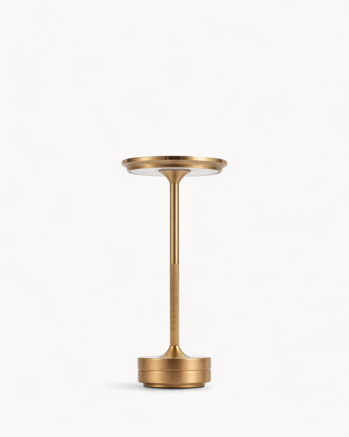 Skanto | NordicaLight Luxe Trådløs Bordlampe for Elegant Belysning
