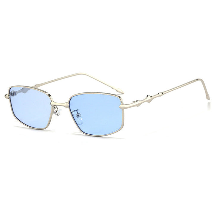 Dame moteriktig kvadratisk solbrille i unikt design Skanto