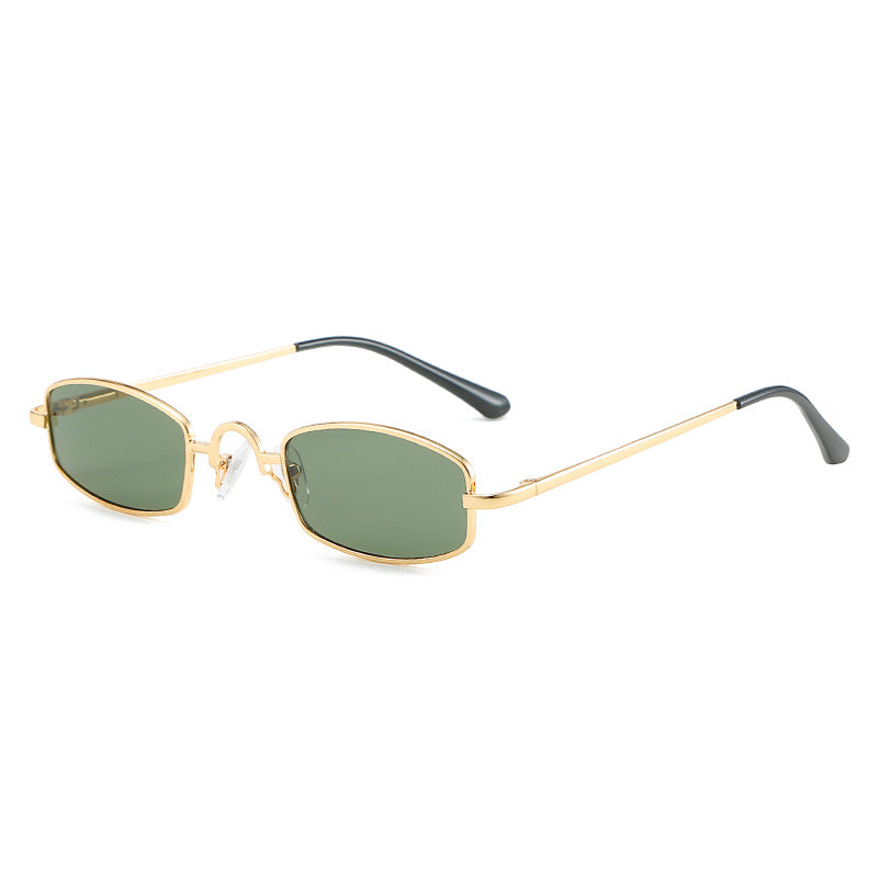 Dame fashion solbrille i futuristisk design Skanto