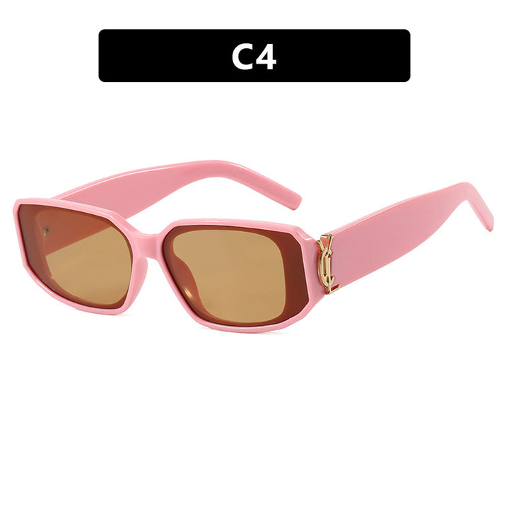 Women's trendy sunglasses with angular design and luxurious details Skanto