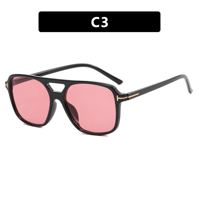 Women's Fashionable Square Sunglasses with Luxurious Plastic Frame and UV Protection Skanto