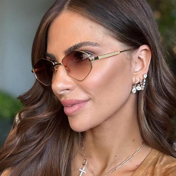 Women's hexagonal sunglasses with elegant metal accents and UV protection Skanto