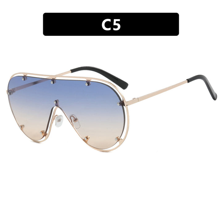 Women's Fashionable Oversized Sunglasses in Stylish Retro Design Skanto