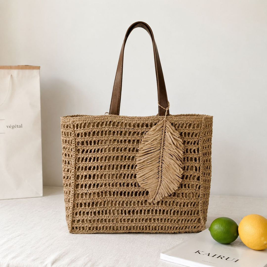 Håndlaget strandbag av naturmaterialer Skanto