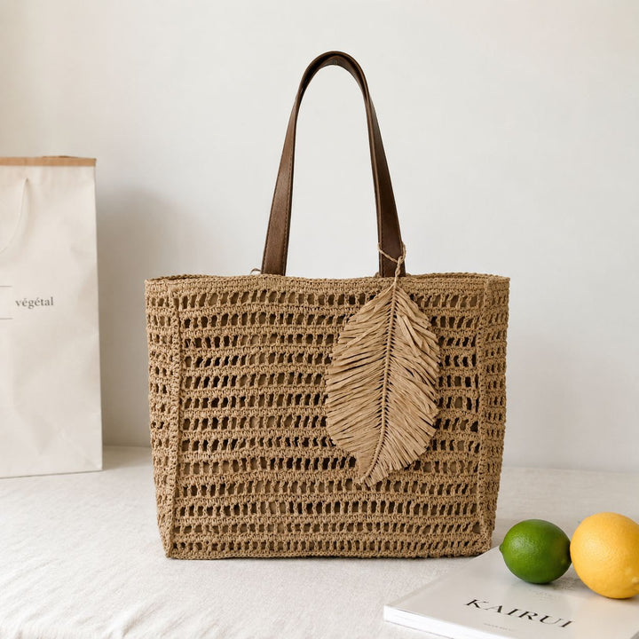 Håndlaget strandbag av naturmaterialer Skanto