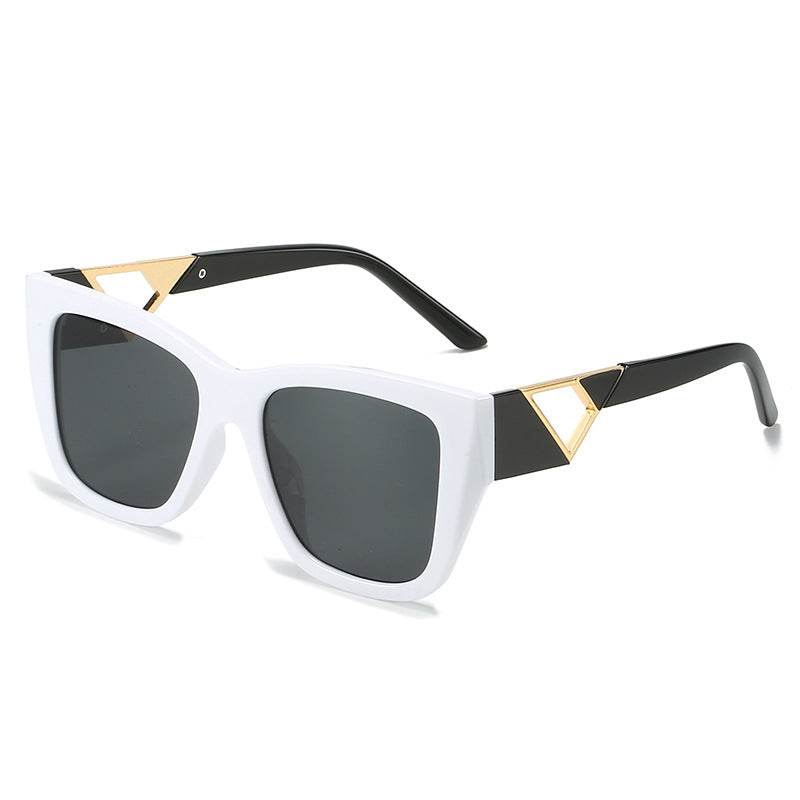 Dame Oversized Solbriller med moderne geometrisk design og elegant metallaccent Skanto