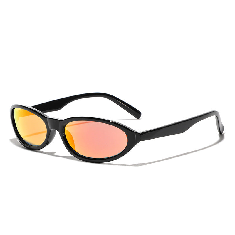 Dame motetrender solbrille i stilfullt retrodesign Skanto