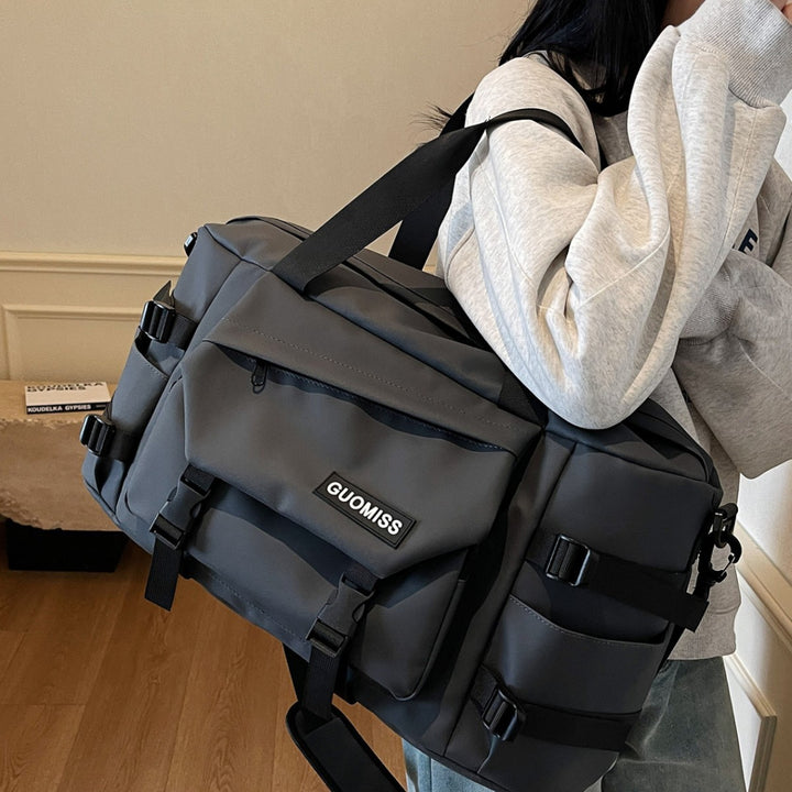 Multifunksjonell Sport- Og Reisetaske Med Robuste Design Skanto