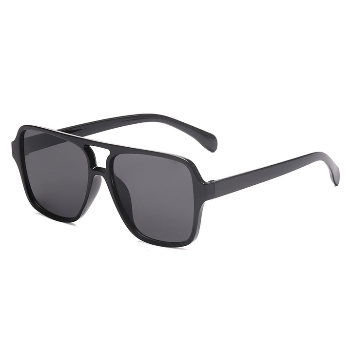 Dame kvadratisk solbrille med elegant overgangsramme Skanto