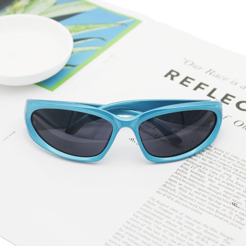 Damer Sporty solbrille med høykvalitets UV-beskyttelsesmateriale Skanto
