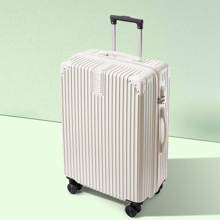 Premium Multi-Directional Wheeled Suitcase Skanto