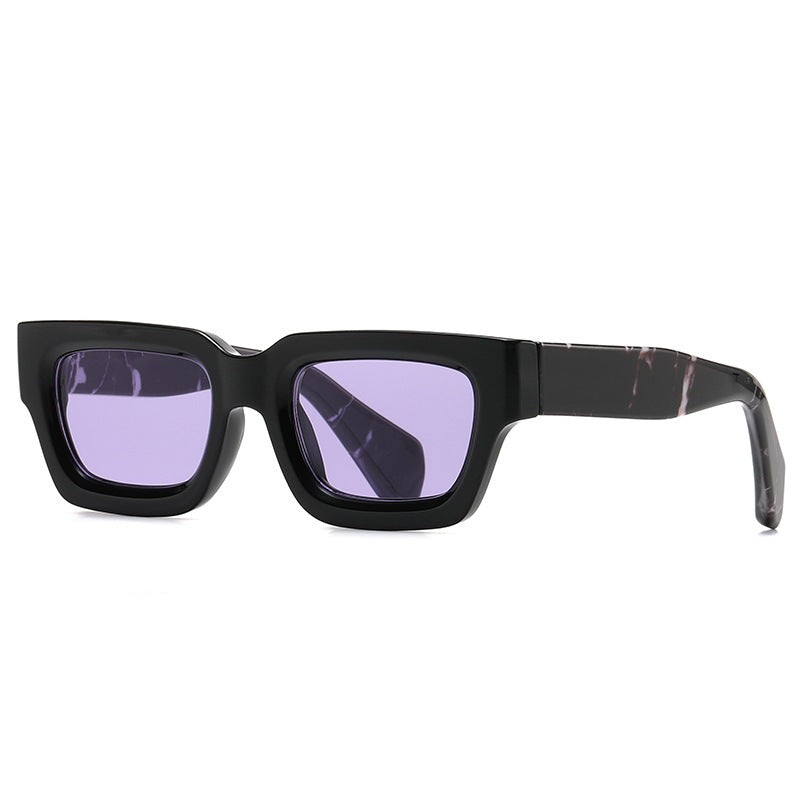 Dame oversized solbriller i moderne, kantete design Skanto