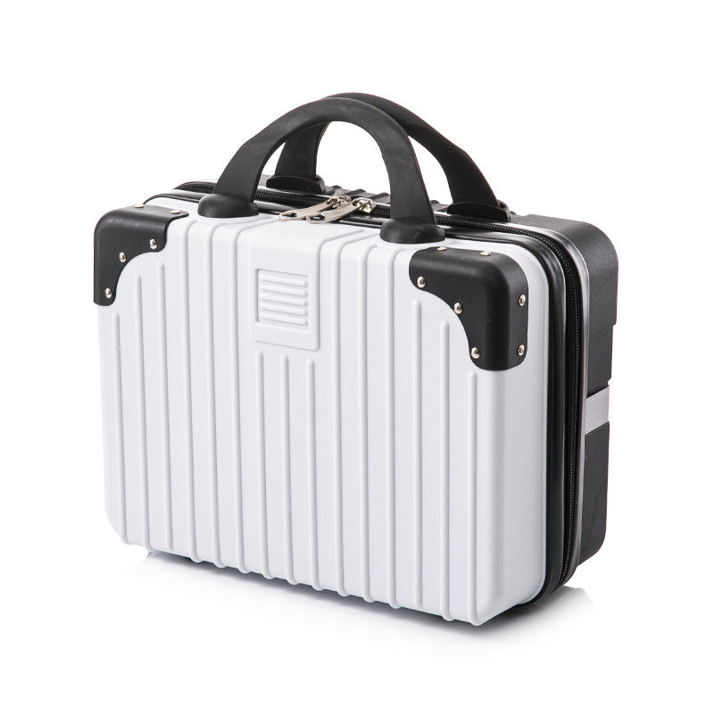 Premium Hard Shell Travel Case Skanto