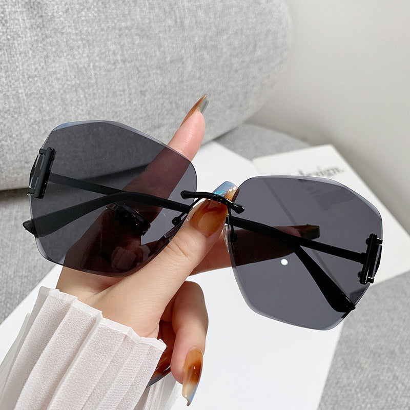 Dame futuristisk kvadrat solbrille Skanto