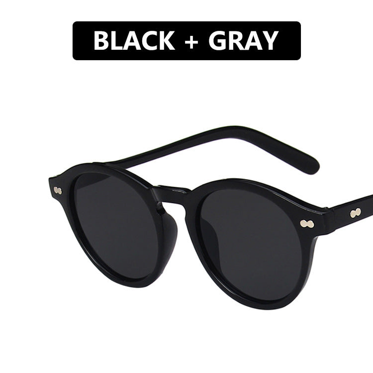 Women's extravagant round sunglasses with lightweight frame structure and polarized lenses Skanto