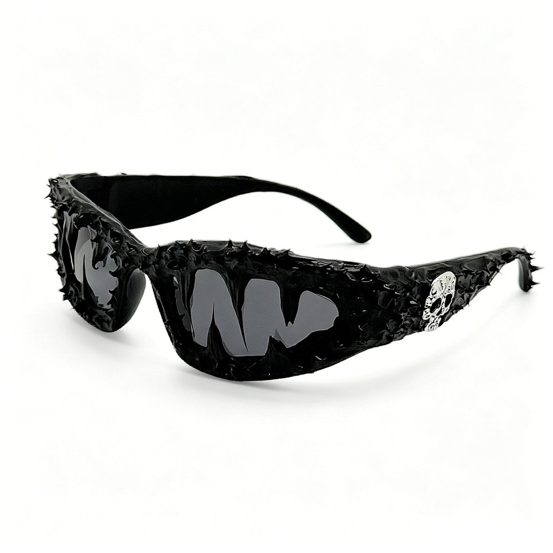 Dame kreativ fashion-solbriller med unike pigger og skull-design Skanto