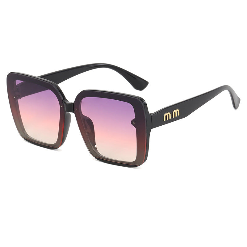 Dame moteriktig kvadratisk solbrille med gradientlinser Skanto