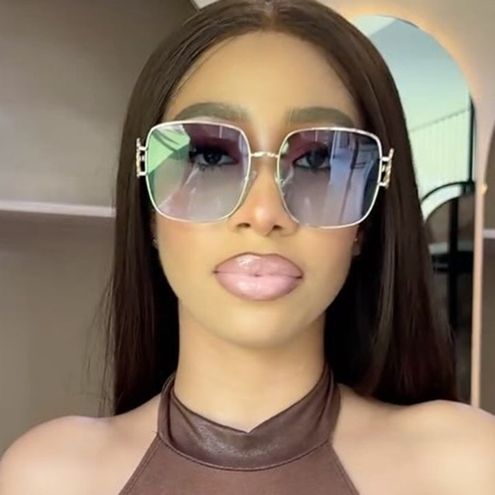 Women's square sunglasses with filigree design and luxurious metal frame Skanto