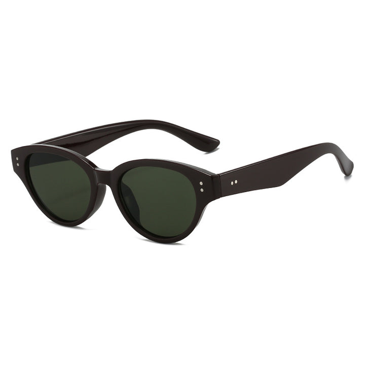 Dame Cat-Eye solbriller med retro-inspirert rammestruktur Skanto