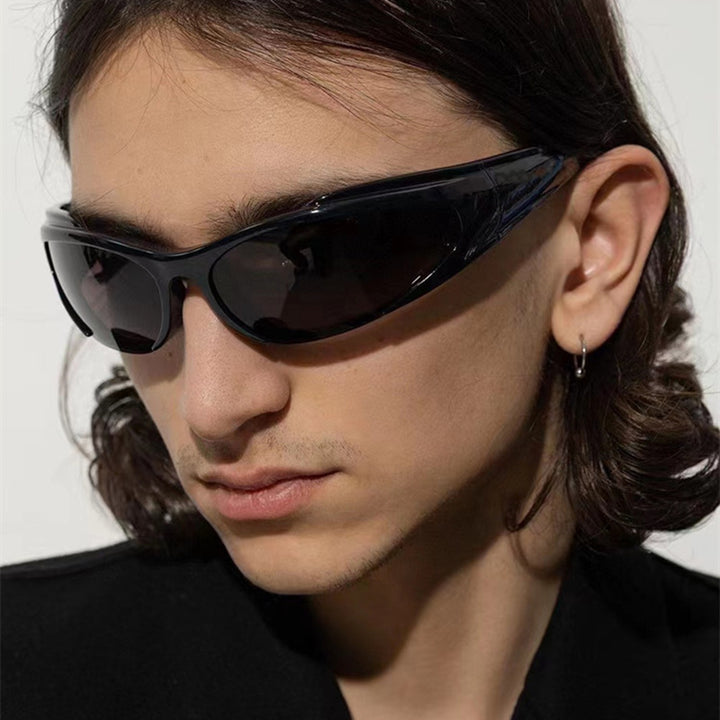 Women's Sporty UV-Protective Sunglasses with Aerodynamic Design Skanto