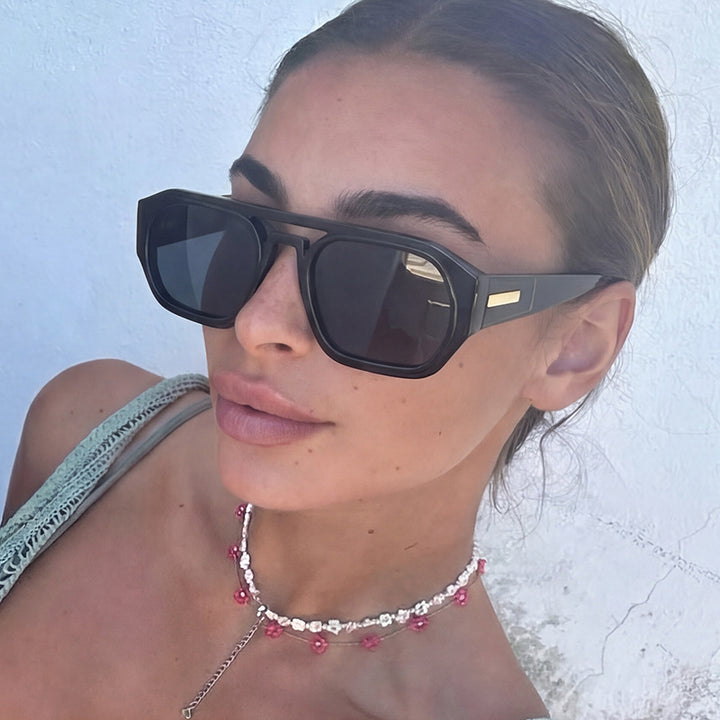 Women's fashionable rectangular glasses with elegant metal accent Skanto
