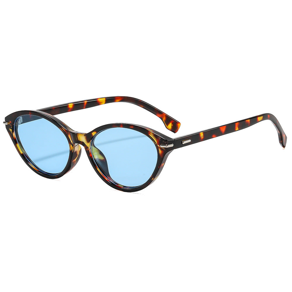 Women's Designer Glasses in Stylish Cat-Eye Design Skanto