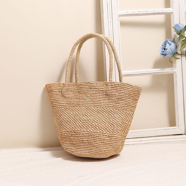 Handmade straw tote bag with sturdy handles Skanto