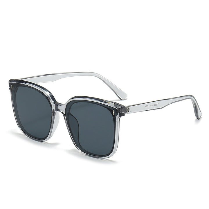 Dame Motekom solbrille med beskyttende UV-filter og elegant design Skanto