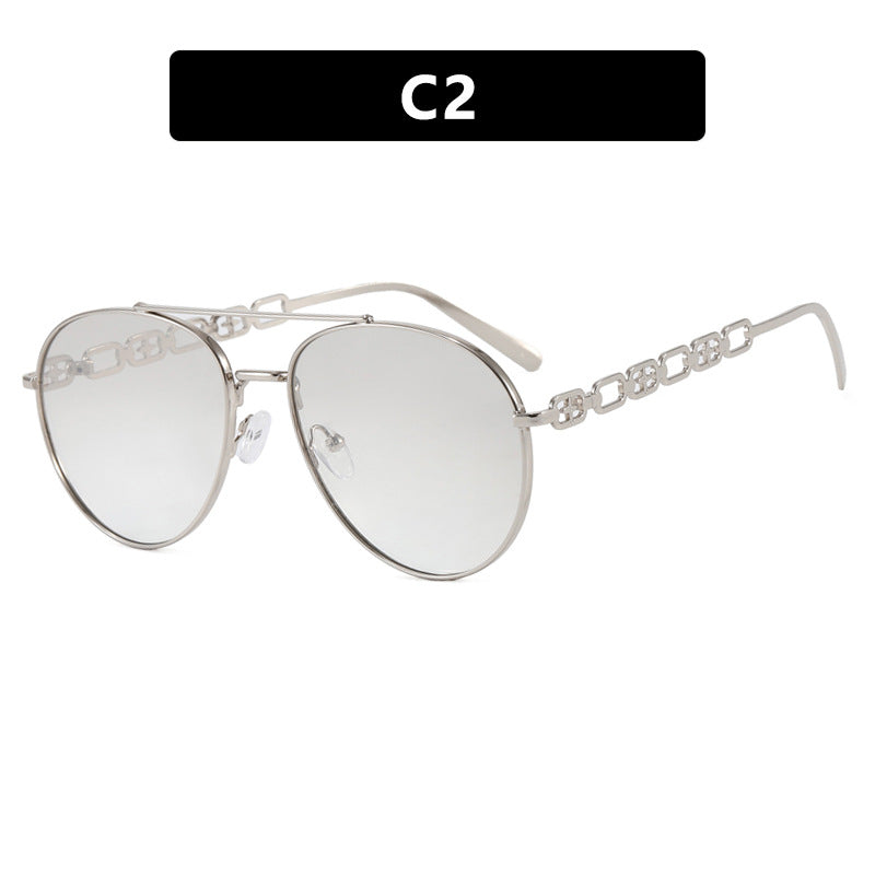 Women's eye-catching sunglasses with luxurious chain detail and polarized lenses Skanto