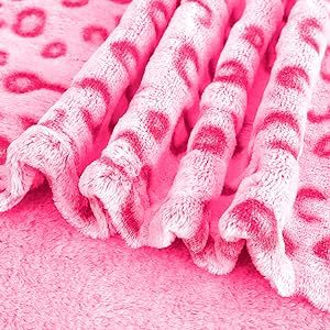 Koselig design-teppe Skanto