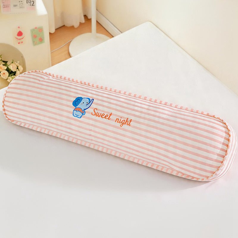 Plush nakkestøtte med søtt elefantmotiv Skanto